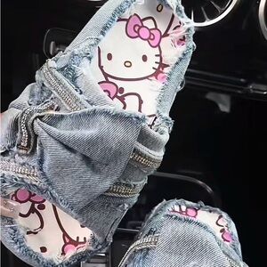 Hello Kitty Slides🤍